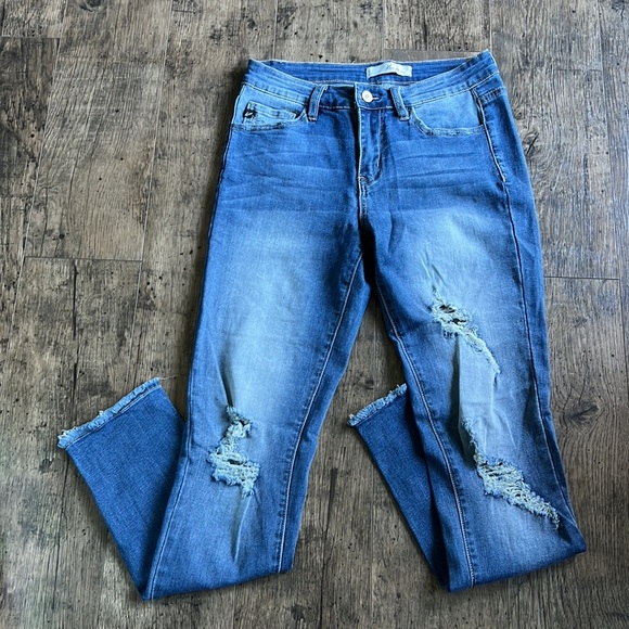 KanCan Medium Wash Distressed Skinny Denim Jeans - 7/27 - Picture 5 of 7